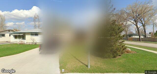 Larawan ng 2 Brebeuf Road sa Winnipeg, Manitoba