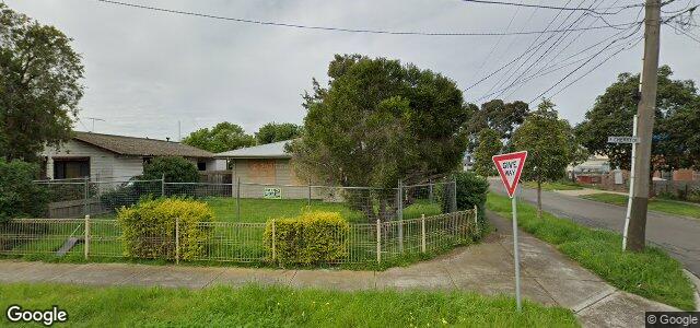 Larawan ng 2 Cherry Crescent sa Winnipeg, Manitoba