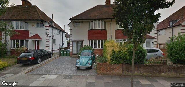 Larawan ng 20 Canberra Road sa Winnipeg, Manitoba