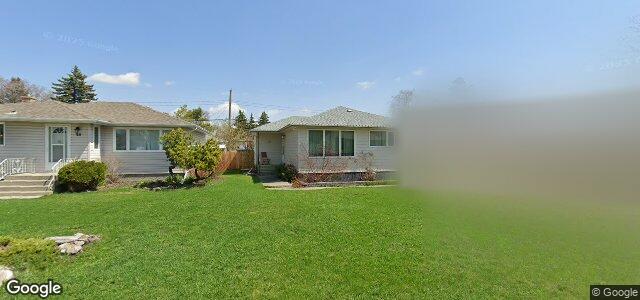 Larawan ng 20 Crestwood Crescent sa Winnipeg, Manitoba