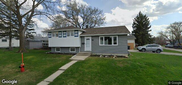 Larawan ng 20 Westmount Bay sa Winnipeg, Manitoba