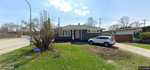 Larawan ng 201 Crestwood Crescent sa Winnipeg, Manitoba