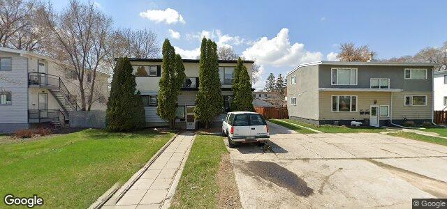 Larawan ng 211 Harper Avenue sa Winnipeg, Manitoba