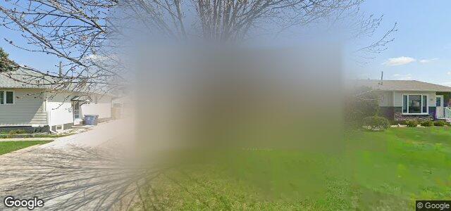 Larawan ng 22 Crestwood Crescent sa Winnipeg, Manitoba