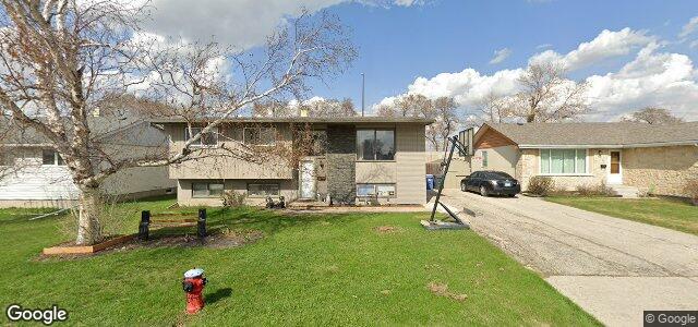 Larawan ng 22 Lochmoor Avenue sa Winnipeg, Manitoba