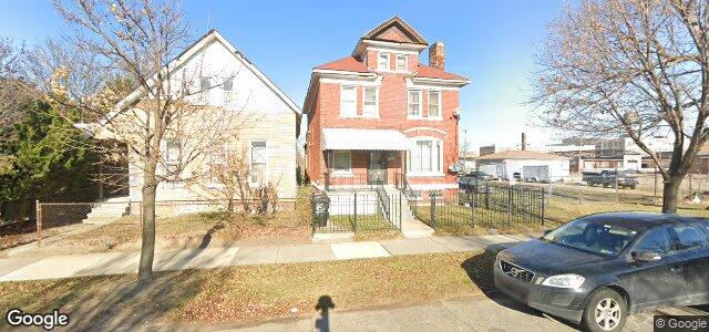 Larawan ng 225 Harper Avenue sa Winnipeg, Manitoba