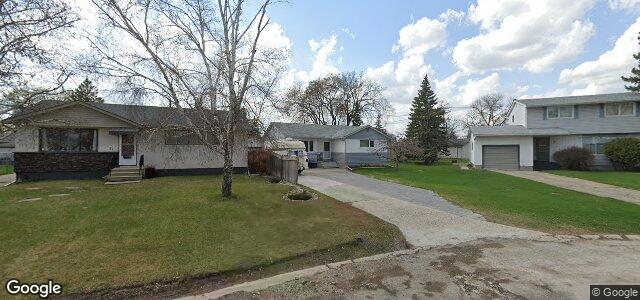 Larawan ng 23 Lomond Boulevard sa Winnipeg, Manitoba