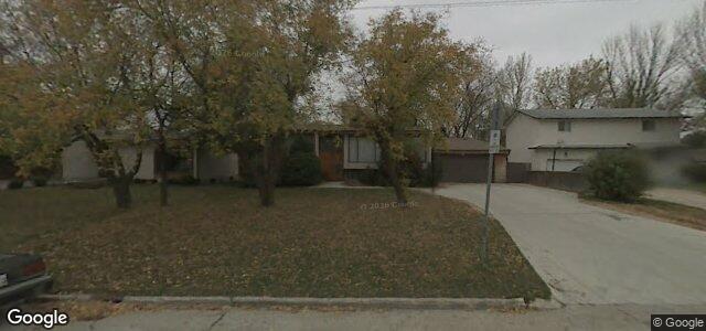 Larawan ng 247 Speers Road sa Winnipeg, Manitoba