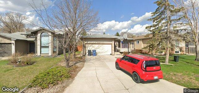 Larawan ng 251 Penfold Crescent sa Winnipeg, Manitoba