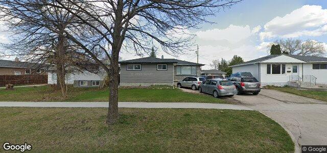 Larawan ng 252 Speers Road sa Winnipeg, Manitoba