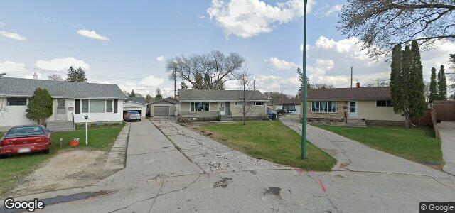 Larawan ng 27 Halliday Bay sa Winnipeg, Manitoba