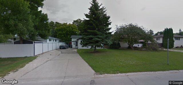 Larawan ng 274 Dussault Avenue sa Winnipeg, Manitoba