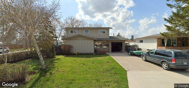 Photo of 3 Brebeuf Road in Winnipeg, Manitoba