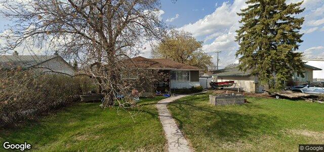 Larawan ng 31 Lomond Boulevard sa Winnipeg, Manitoba