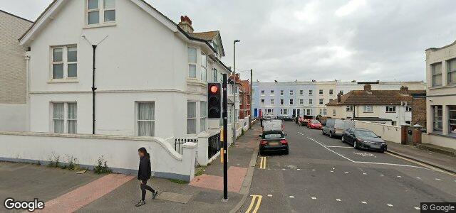 Larawan ng 32 Arundel Road sa Winnipeg, Manitoba