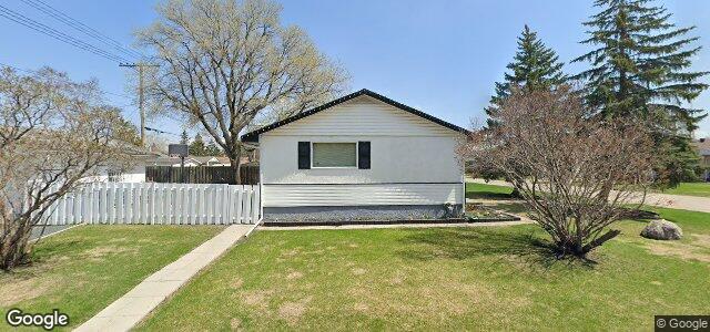 Larawan ng 32 Buttonwood Bay sa Winnipeg, Manitoba