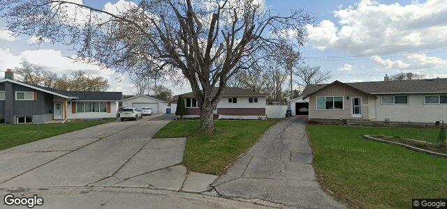 Larawan ng 32 Monaco Bay sa Winnipeg, Manitoba