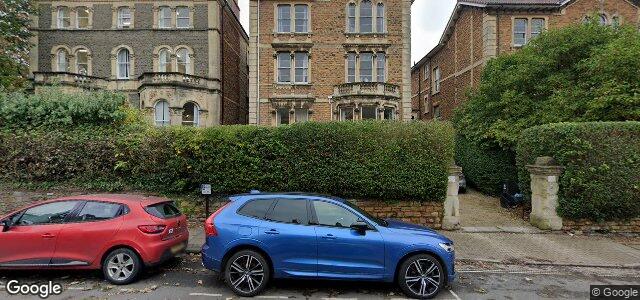 Larawan ng 32 Pembroke Road sa Winnipeg, Manitoba