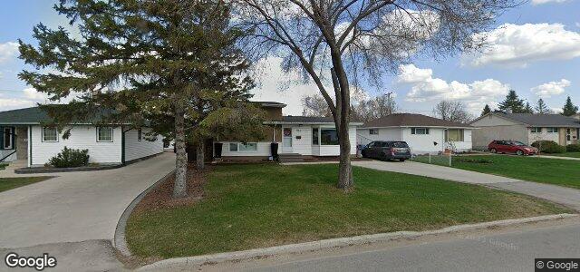 Larawan ng 324 Dussault Avenue sa Winnipeg, Manitoba