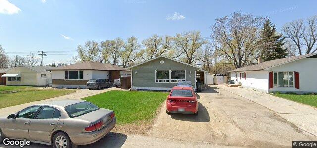 Larawan ng 33 Boulder Bay sa Winnipeg, Manitoba