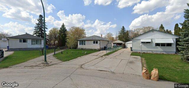 Larawan ng 33 Frontenac Bay sa Winnipeg, Manitoba