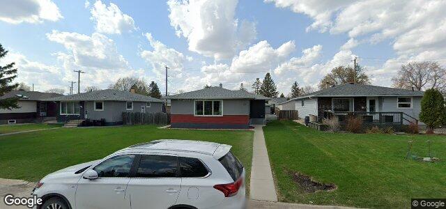 Larawan ng 33 Vincent Massey Boulevard sa Winnipeg, Manitoba