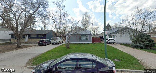 335 Dussault Avenue（加拿大曼尼托巴省温尼伯市）房屋照片