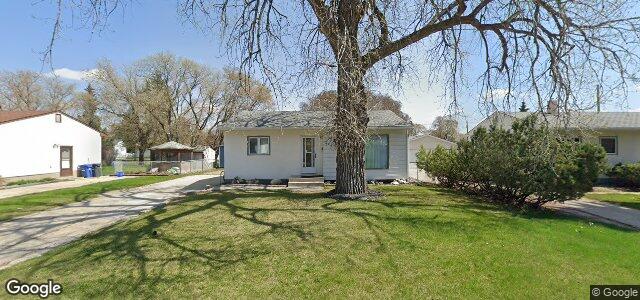 Larawan ng 34 Crestwood Crescent sa Winnipeg, Manitoba