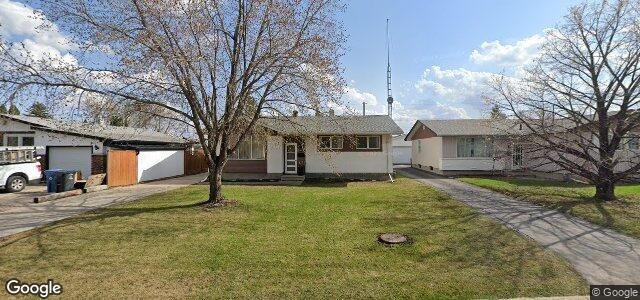 Larawan ng 34 Penrose Place sa Winnipeg, Manitoba