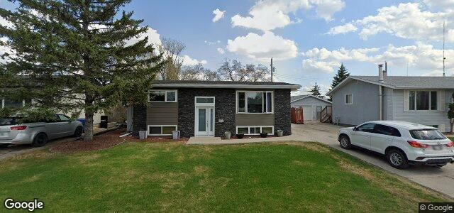 Larawan ng 34 Vincent Massey Boulevard sa Winnipeg, Manitoba