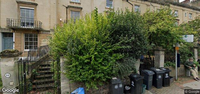 Larawan ng 35 Pembroke Road sa Winnipeg, Manitoba