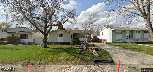 Photo of 37 Lomond Boulevard in Winnipeg, Manitoba