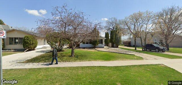 Larawan ng 392 Speers Road sa Winnipeg, Manitoba