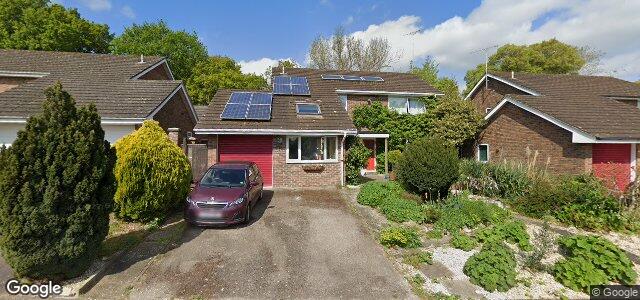 Larawan ng 4 Maplehurst Road sa Winnipeg, Manitoba