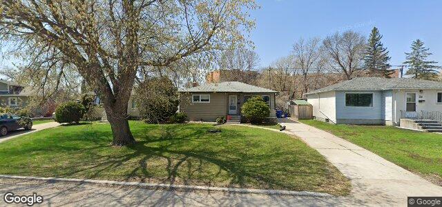 Larawan ng 41 Crestwood Crescent sa Winnipeg, Manitoba