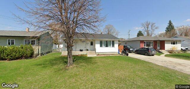 Larawan ng 42 Conifer Crescent sa Winnipeg, Manitoba