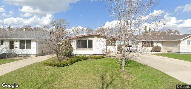 Larawan ng 42 Lochmoor Avenue sa Winnipeg, Manitoba
