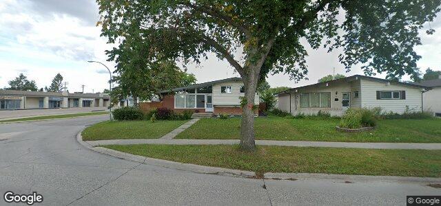 Larawan ng 420 Westmount Drive sa Winnipeg, Manitoba