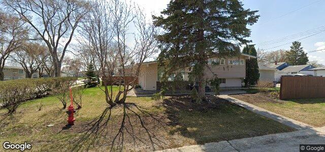 Larawan ng 427 Westmount Drive sa Winnipeg, Manitoba
