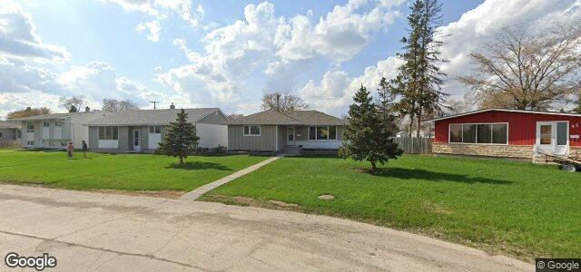 Larawan ng 43 Lomond Boulevard sa Winnipeg, Manitoba