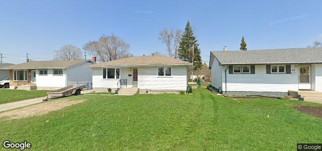Larawan ng 48 Conifer Crescent sa Winnipeg, Manitoba