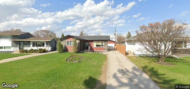 Larawan ng 49 Lomond Boulevard sa Winnipeg, Manitoba