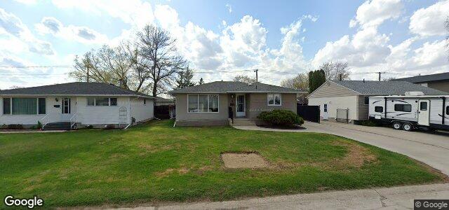 Larawan ng 5 Lomond Boulevard sa Winnipeg, Manitoba