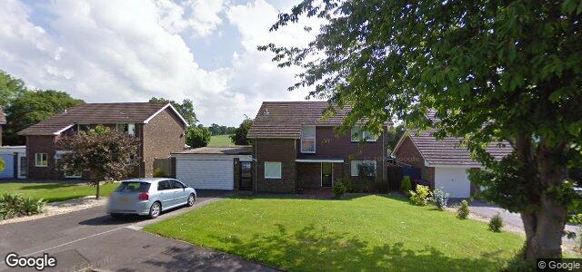 Larawan ng 5 Maplehurst Road sa Winnipeg, Manitoba