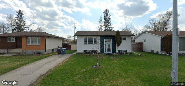 Larawan ng 5 Vincent Massey Boulevard sa Winnipeg, Manitoba