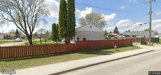 Larawan ng 50 Fontaine Crescent sa Winnipeg, Manitoba