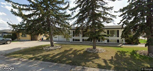 Larawan ng 50 Lomond Boulevard sa Winnipeg, Manitoba