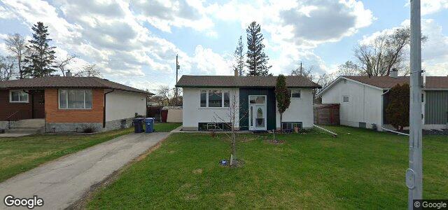 Larawan ng 50 Vincent Massey Boulevard sa Winnipeg, Manitoba