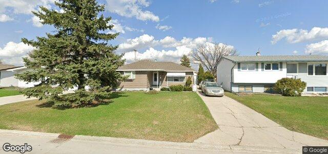 Larawan ng 51 Peterboro Bay sa Winnipeg, Manitoba