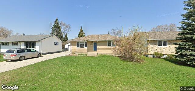 Larawan ng 52 Conifer Crescent sa Winnipeg, Manitoba